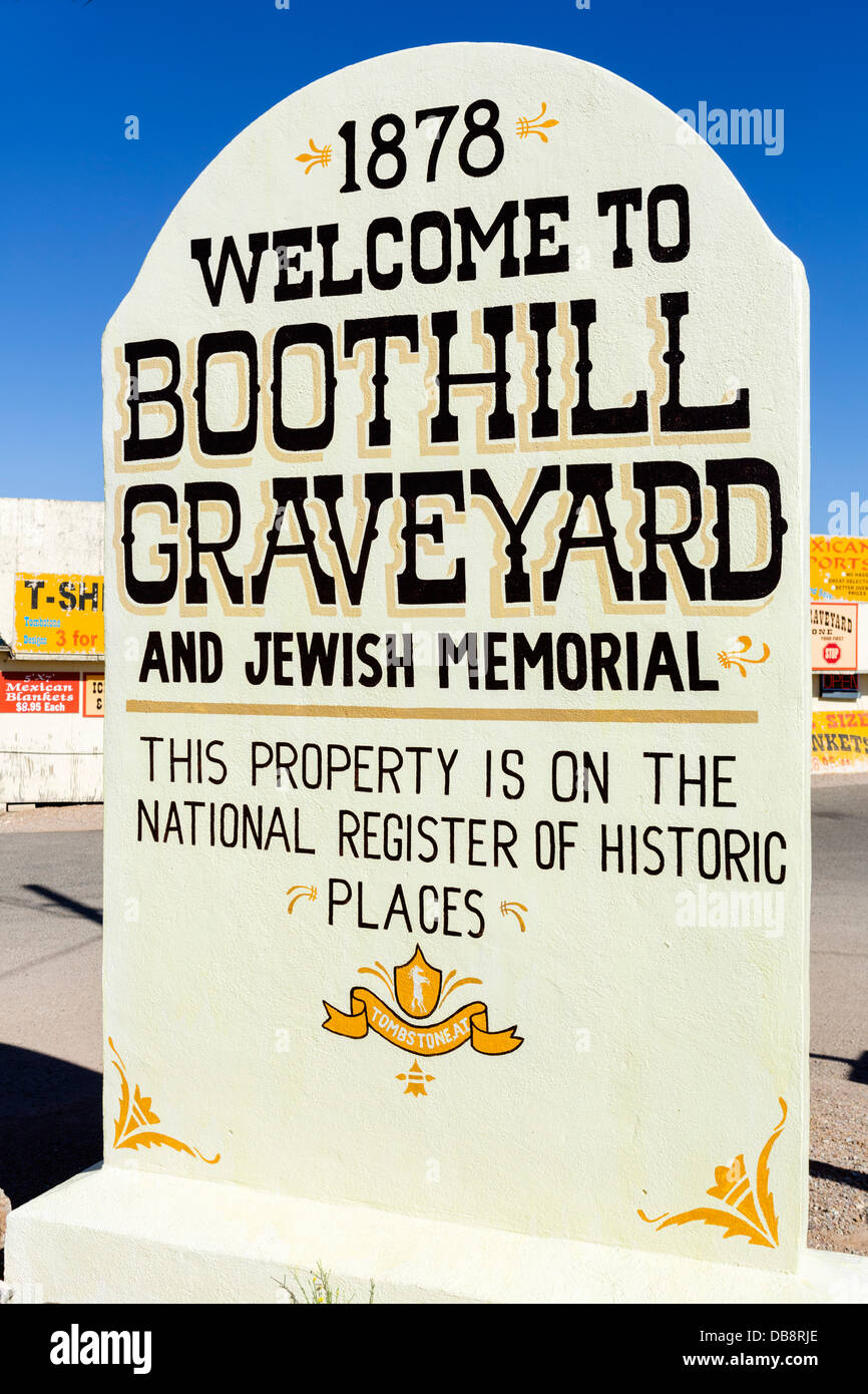 Al di fuori del marcatore Boothill cimitero, oggetto contrassegnato per la rimozione definitiva, Arizona, Stati Uniti d'America Foto Stock
