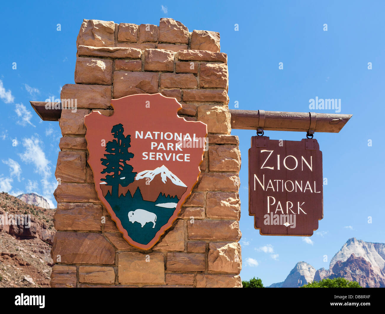 Segno di entrata al Parco Nazionale di Zion, Utah, Stati Uniti d'America Foto Stock