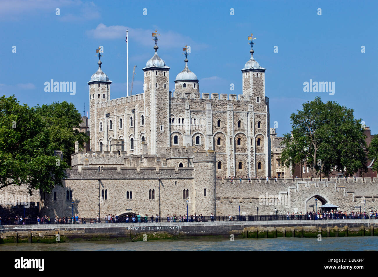 La Torre di Londra e al Fiume Tamigi, Londra, Inghilterra Foto Stock