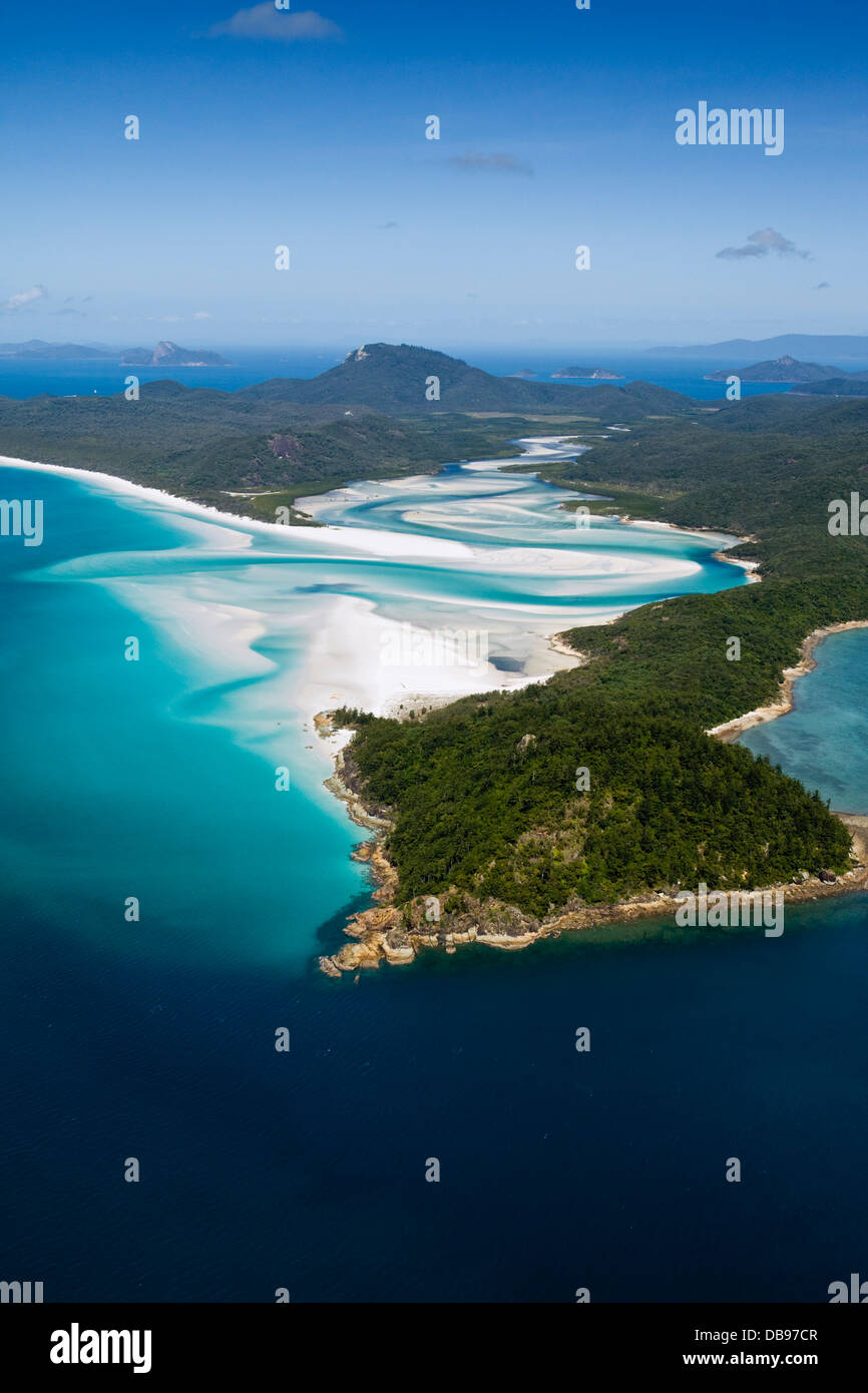 Vista aerea della linguetta punto, Collina di ingresso e di Whitehaven Beach. Whitsunday Island, Whitsundays, Queensland, Australia Foto Stock