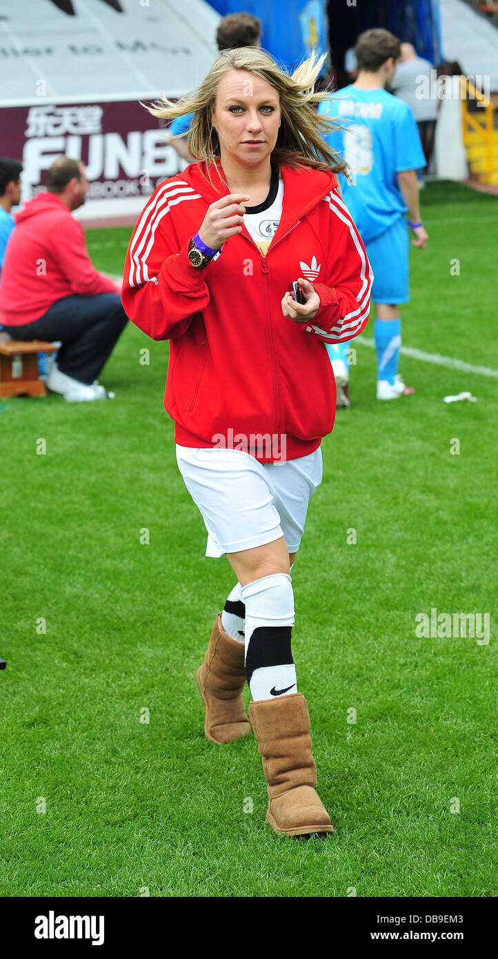Chloe Madeley la celebrità Soccer torneo Sei tenuto a Turf Moor stadium Burnley, Inghilterra - 05.06.11 Foto Stock