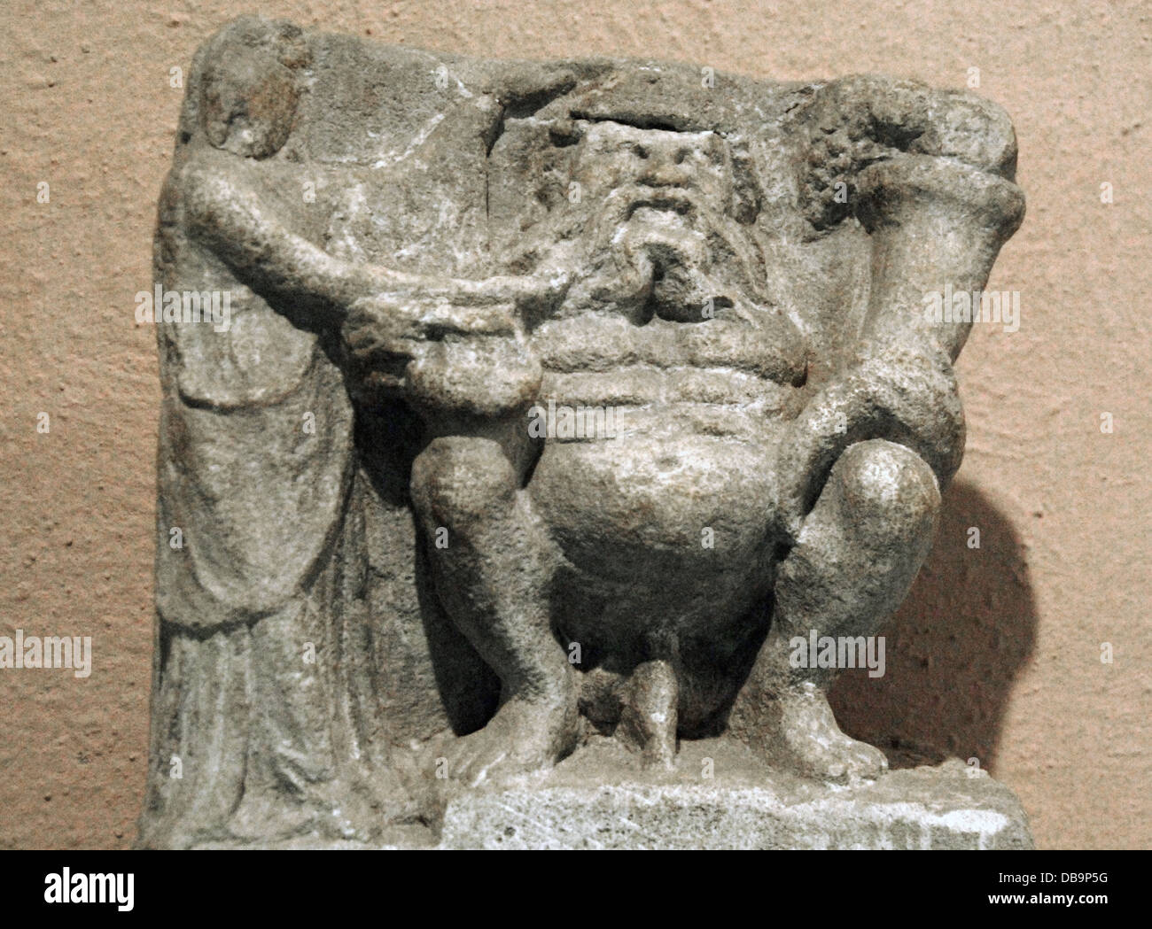 Arte greche. Dea della fertilità. La scultura. 3a-2nd secoli. Di Amantia, antica polis greca in Epiro. Foto Stock