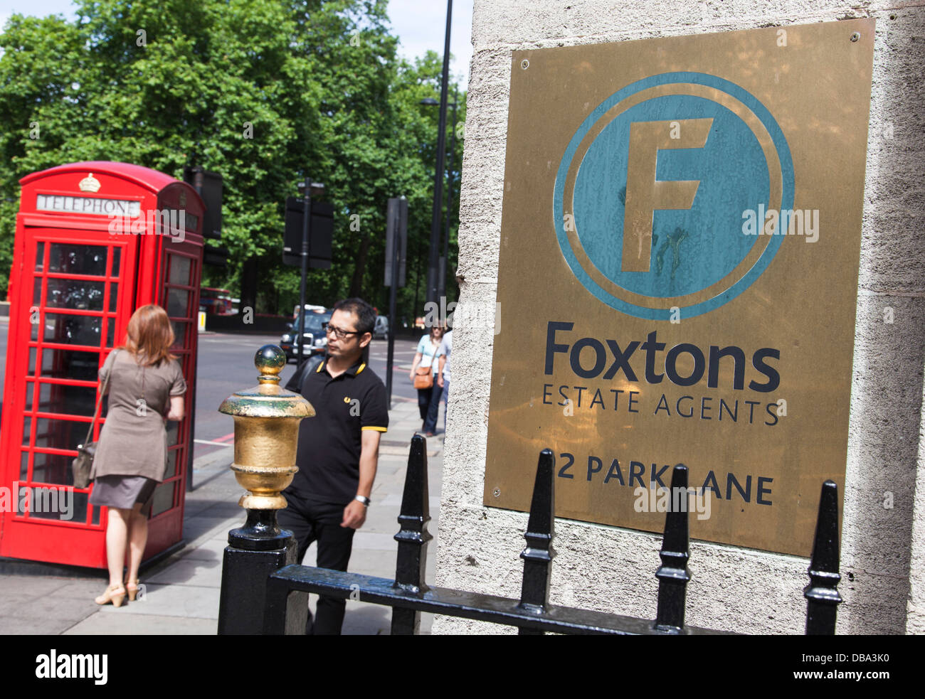 Foxtons Agenti immobiliari, Park Lane a Londra. Foto Stock