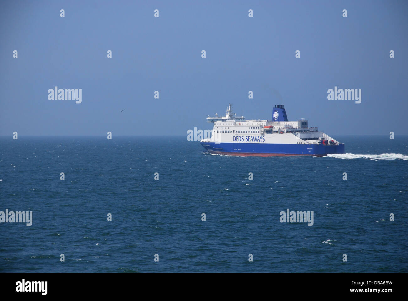 DFDS traversata in traghetto il Canale tra Dunkerque e Dover Foto Stock