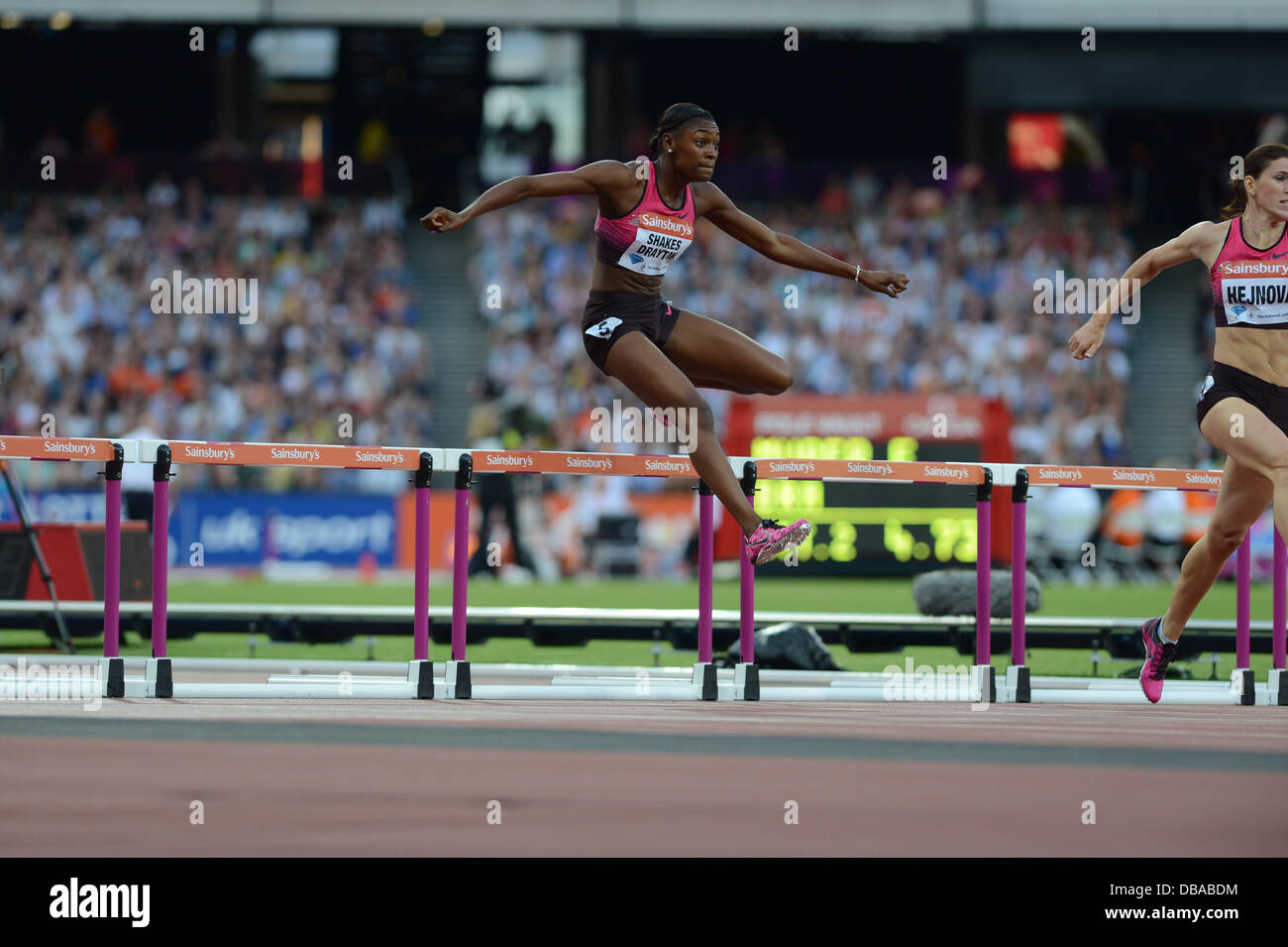 Londra, Regno Unito. 26 Luglio, 2013. Perri Shakes-Drayton corre un personale migliore arrivando secondo nel donne 400m ostacoli al London anniversario giochi Diamond League meeting di atletica, 26 luglio 2013 Credit: Martin Bateman/Alamy Live News Foto Stock