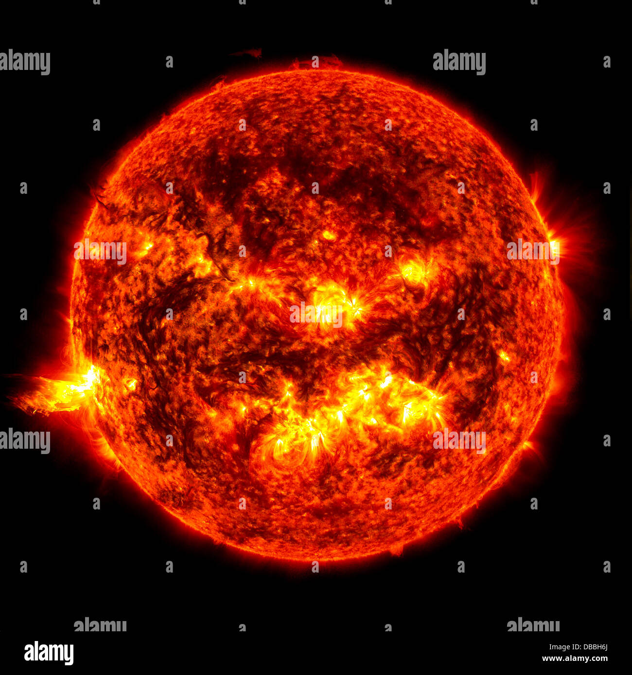 Il sole, solar flare emessa dal sole Foto Stock