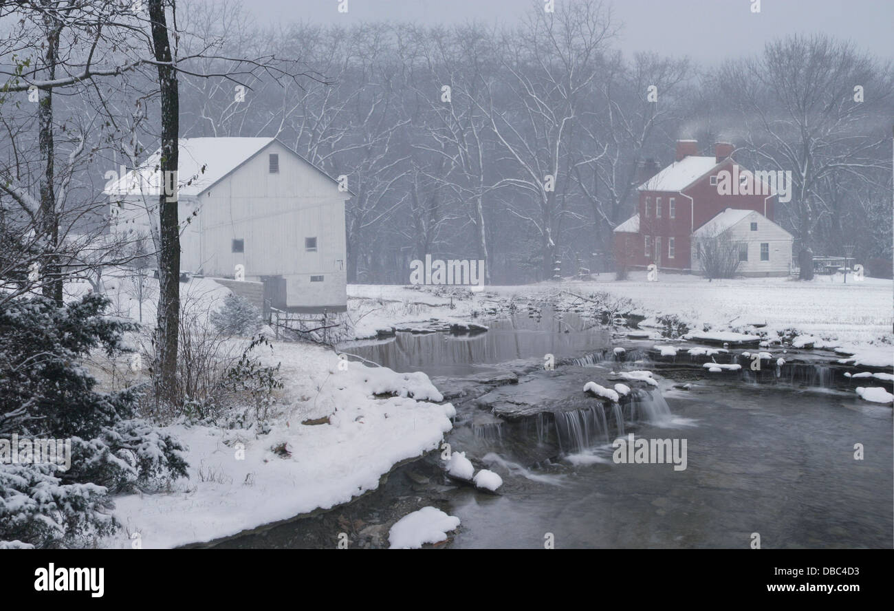 Mitico Farm in inverno la neve, composito di Photoshop Foto Stock