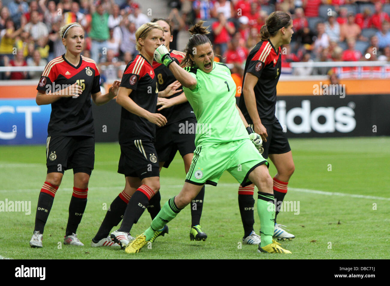 28.07.2013, xfsx, Fussball EM 2013 Finale, Deutschland - Norwegen, v.l. Nadine Angerer (Deutschland) jubelt über den gehaltenen Foulelfmeter Foto: Huebner/Scheuring Foto Stock