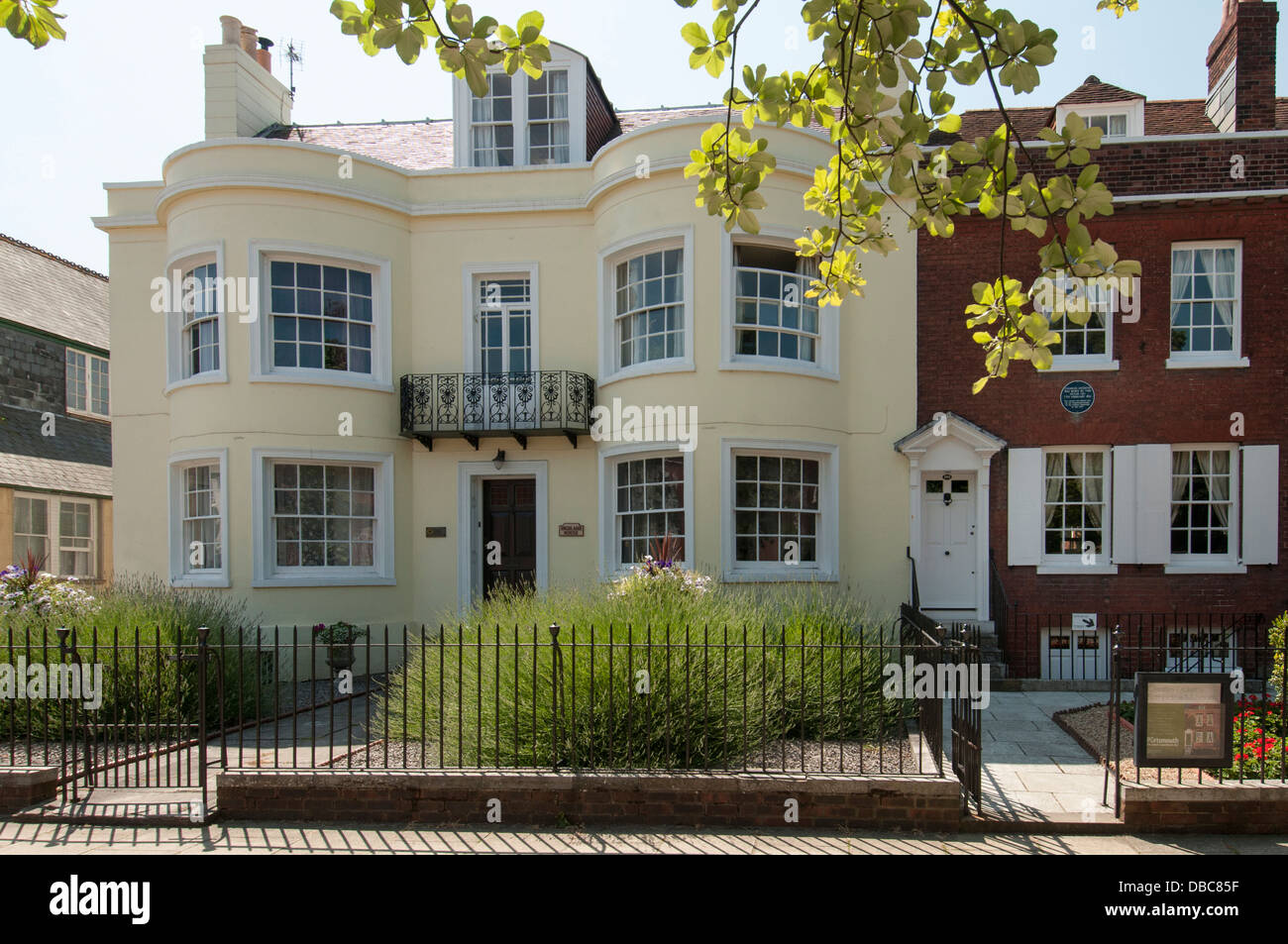 Grand Georgian House accanto a Charles Dickens Birthplace Foto Stock