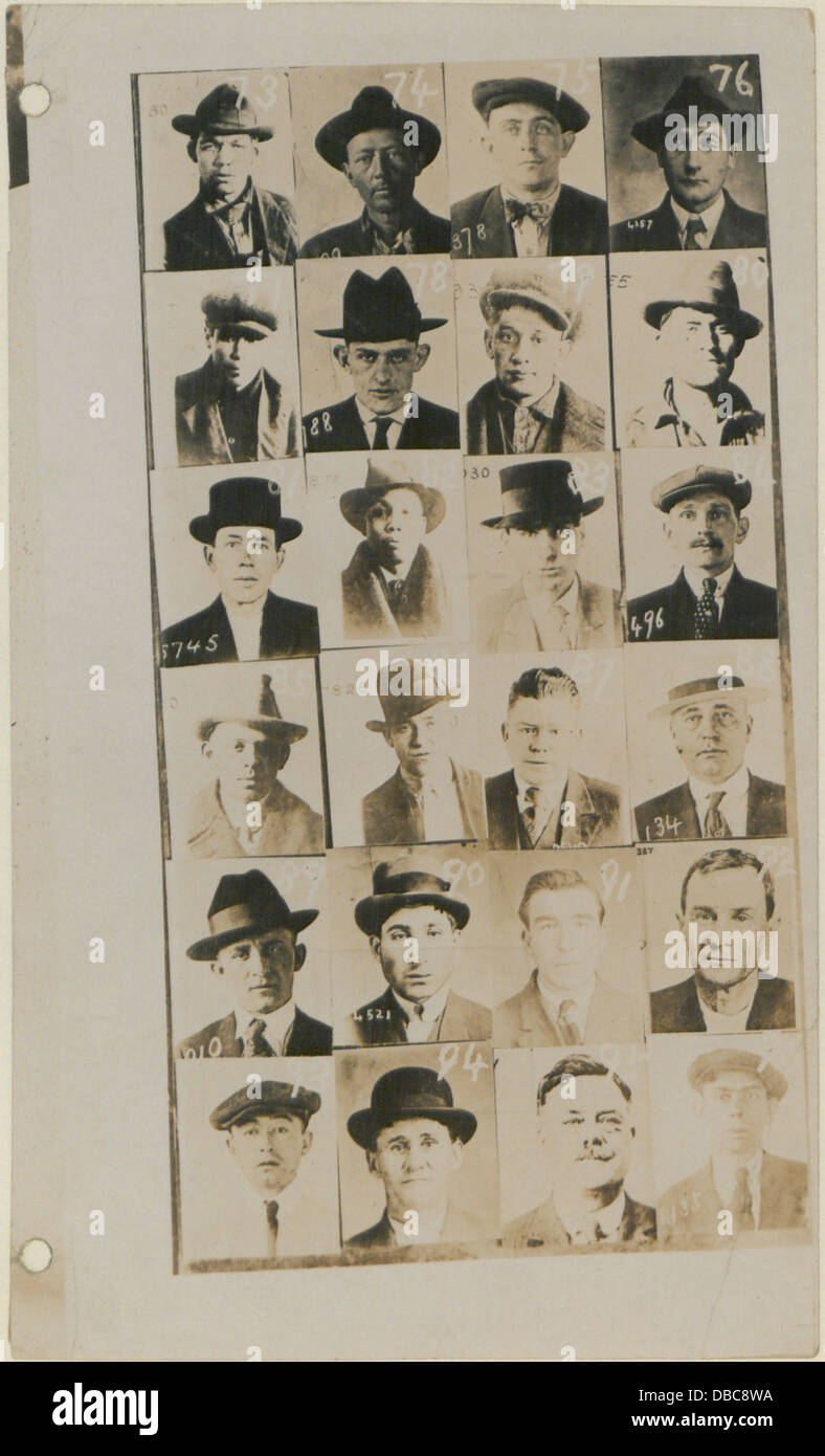 Questa fotografia mostra una pagina del Calgary Criminal Identification Book, che documenta le persone a scopo di identificazione criminale. Foto Stock