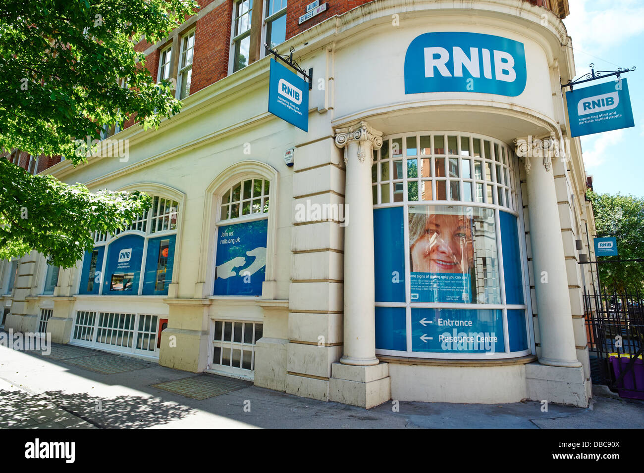 Istituto nazionale reale delle persone non vedenti (RNIB) Judd Street London REGNO UNITO Foto Stock