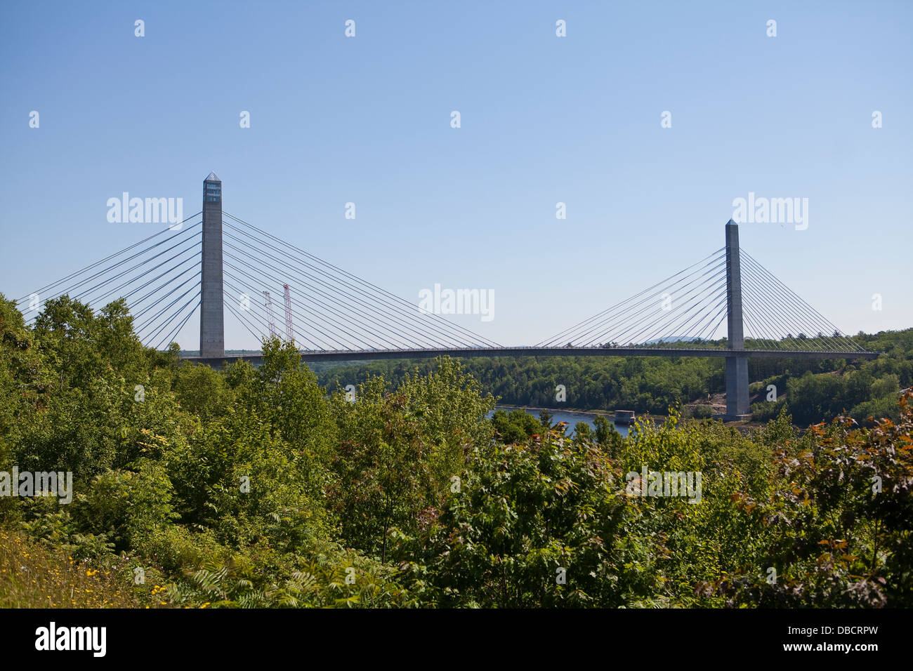 Penobscot Narrows Bridge è raffigurato su tra prospettiva e Verona Isola, Maine Foto Stock