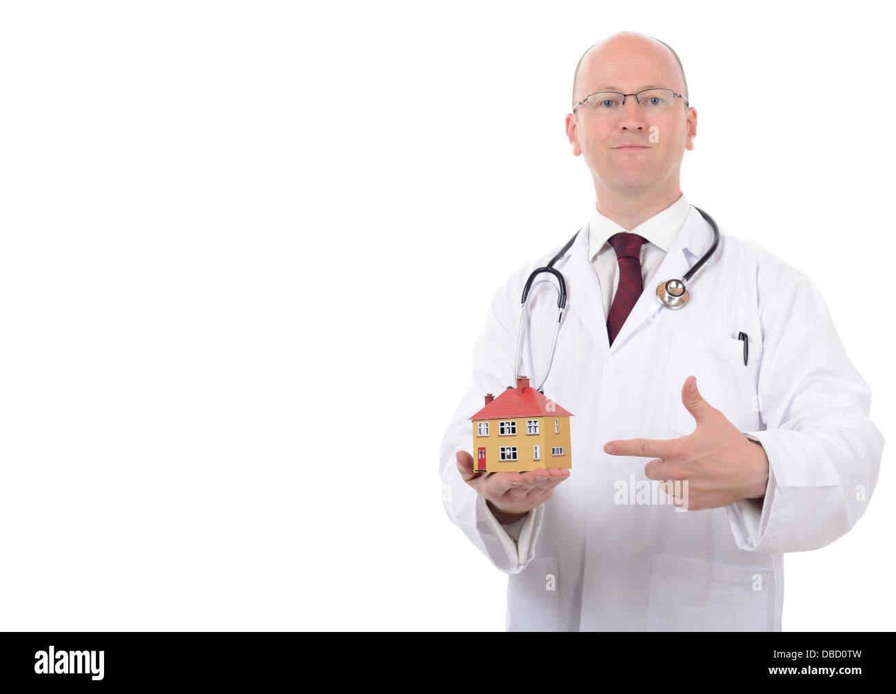 Concetto di casa check up o medico di casa isolata su sfondo bianco Foto Stock