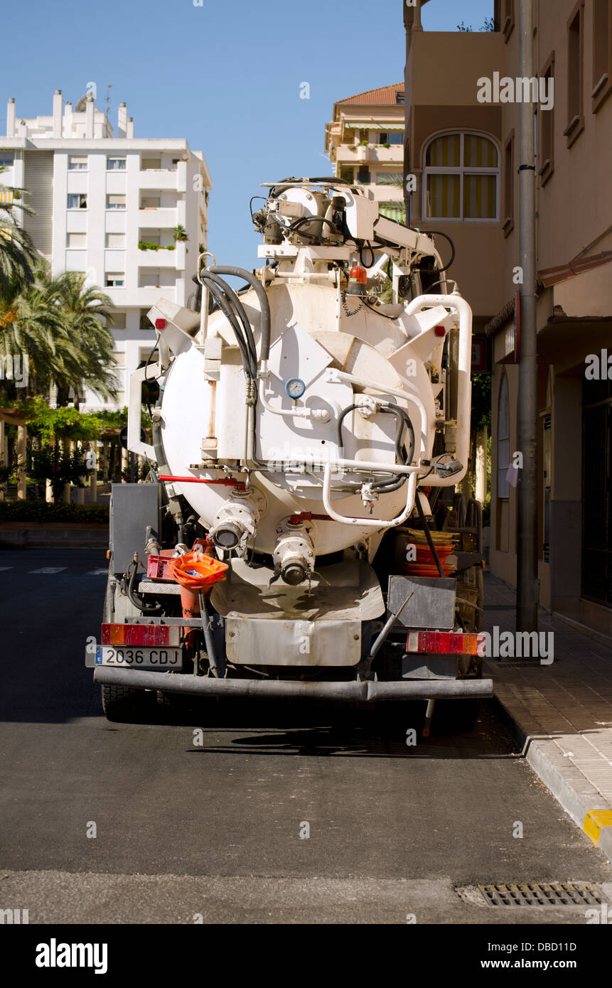 Retro di un liquame carrello parcheggiato a Fuengirola, Costa del Sol, Spagna. Foto Stock