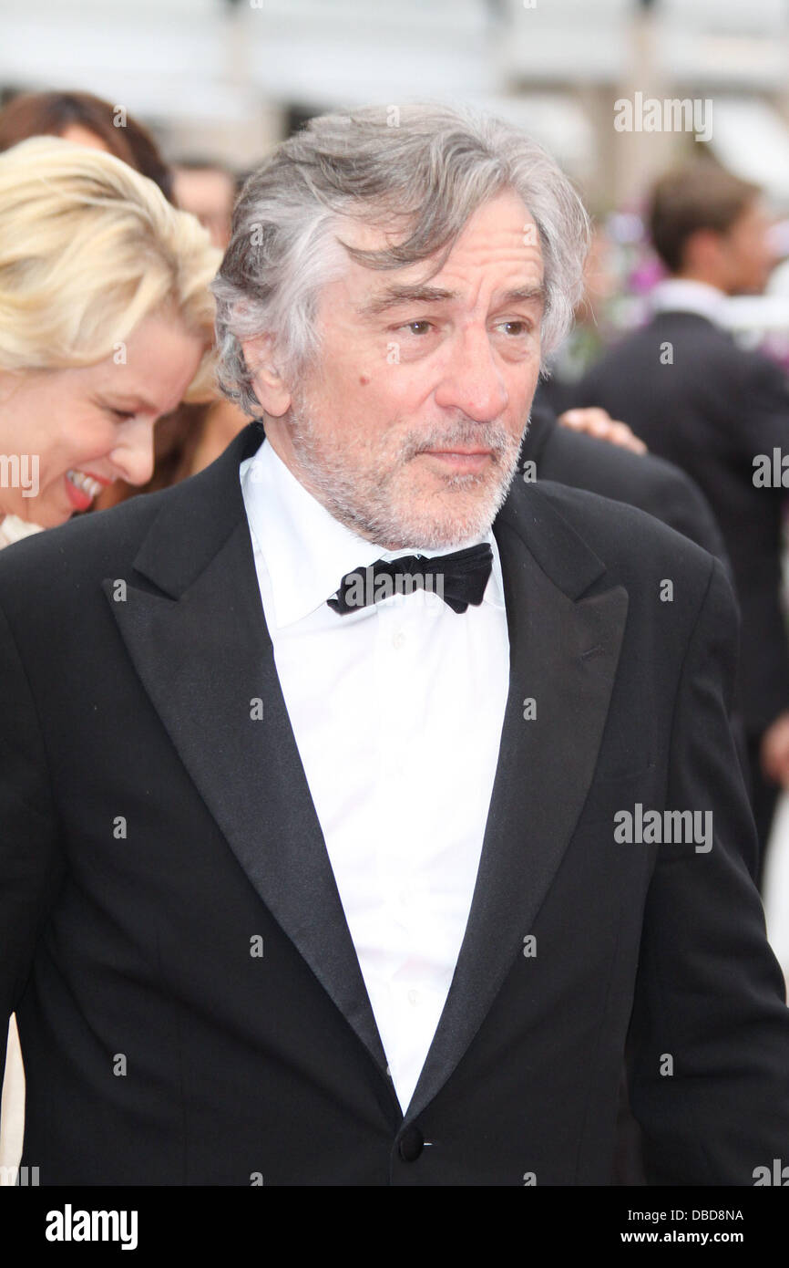 Attore / presidente della giuria Robert De Niro 2011 Festival Internazionale del Cinema di Cannes - Red Carpet per 'Les Beins-Aimes' e cerimonia di chiusura - Arrivi Cannes, Francia - 22.05.11 Foto Stock