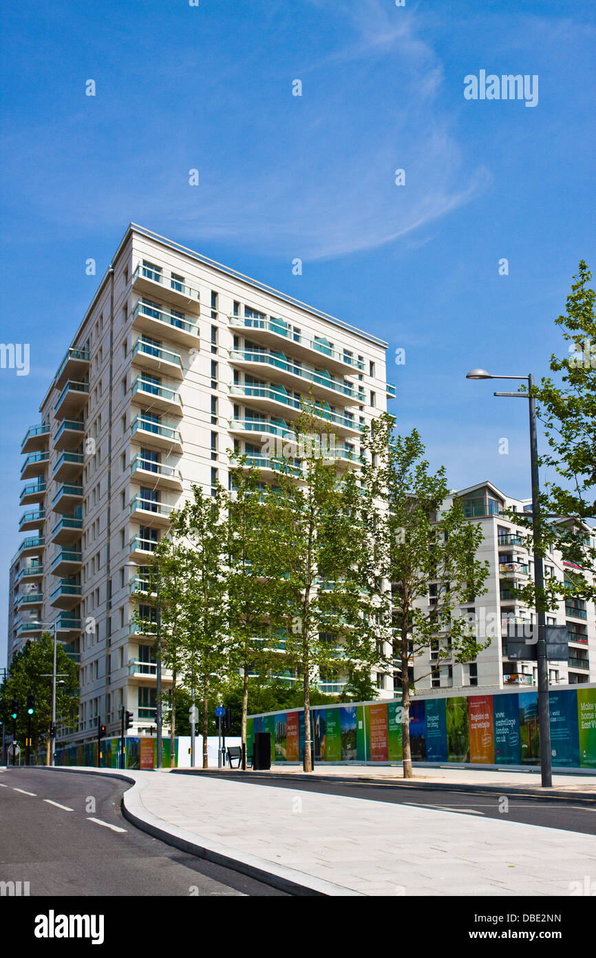 Nuovo alloggiamento dello sviluppo presso East Village E20 sull'ex villaggio olimpico sito, Stratford London Foto Stock