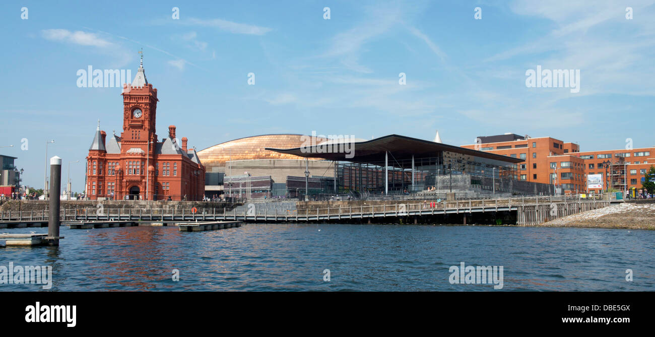 L'area del porto a Cardiff home di Welsh Assembly,Heritage Centre e il vecchio ufficio Foto Stock