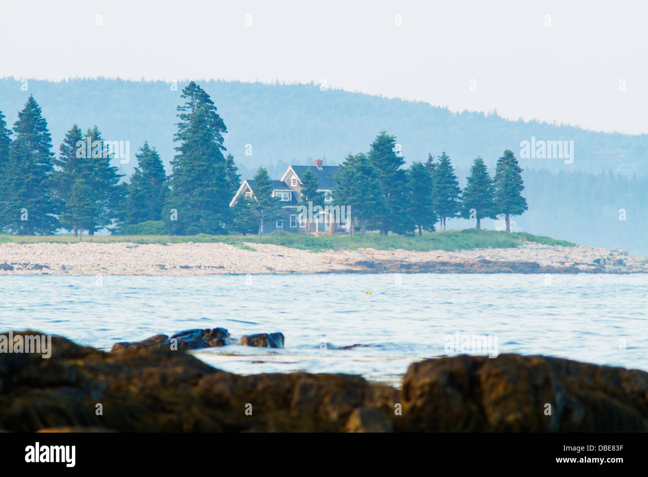 Alta Marea nell'isola di Mount Desert, Parco Nazionale di Acadia, Maine Foto Stock
