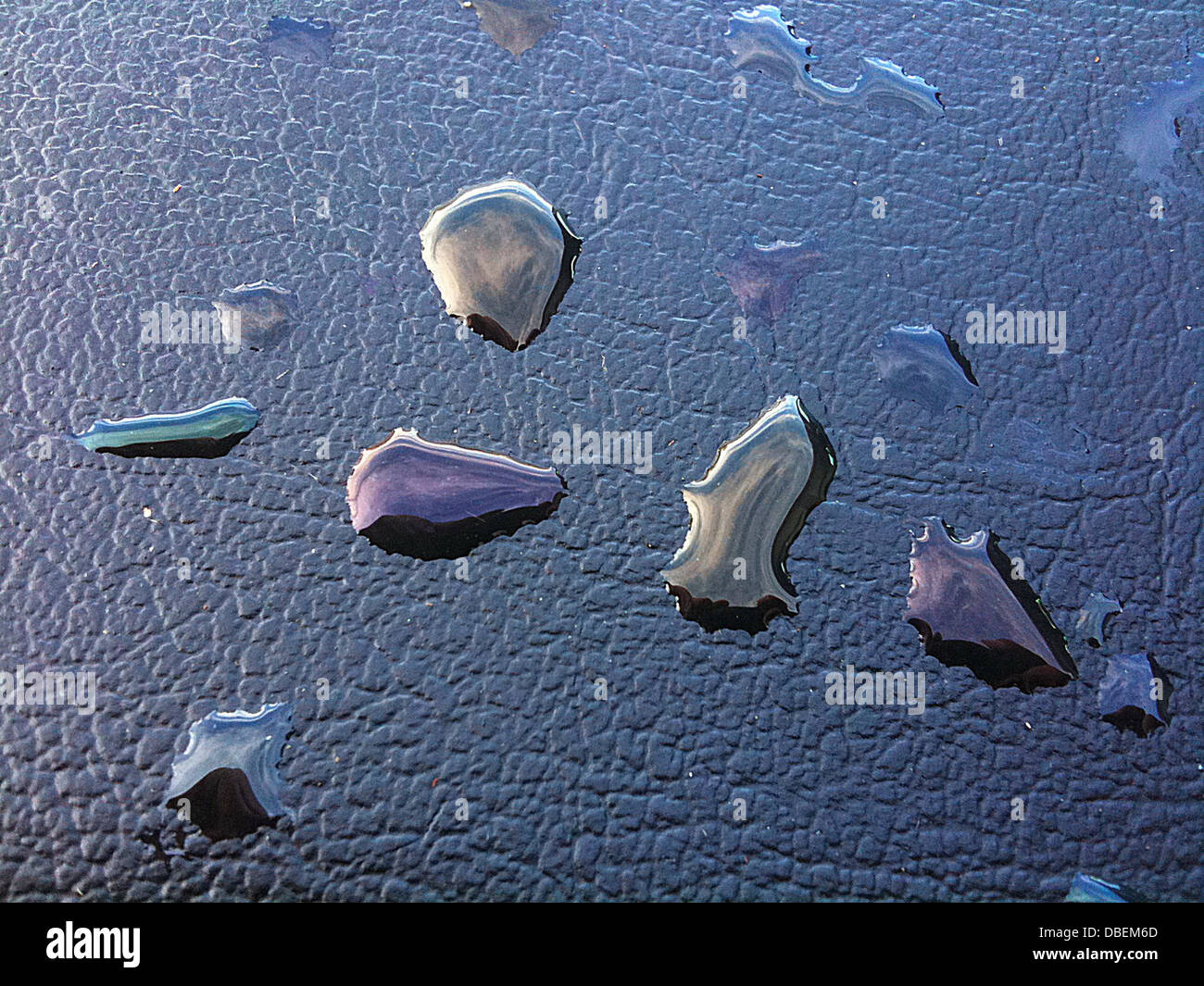 Close up di condensazione di acqua sulla parete Foto Stock