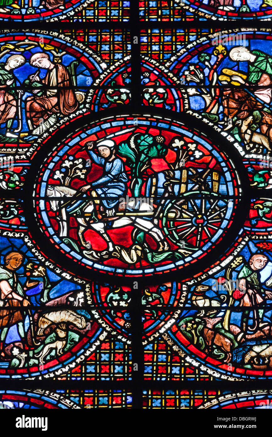 Francia, centro, Eure et Loir, Chartres, la cattedrale di Chartres, vetrate colorate. Foto Stock
