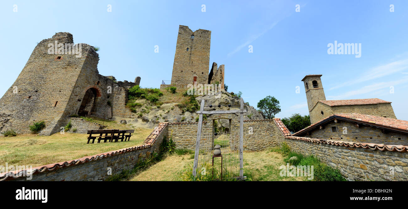 Il castello di Carpineti in Matilde di Canossa passeggiate in Reggio Emilia colline in Italia la Regione Emilia Romagna Foto Stock