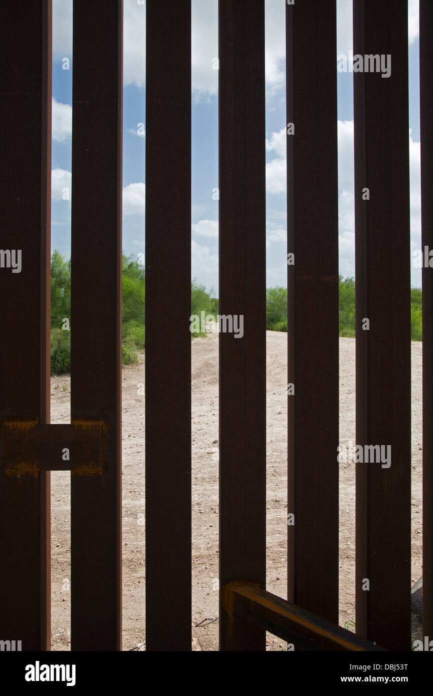 Recinzione U.S.-frontiera messico Foto Stock