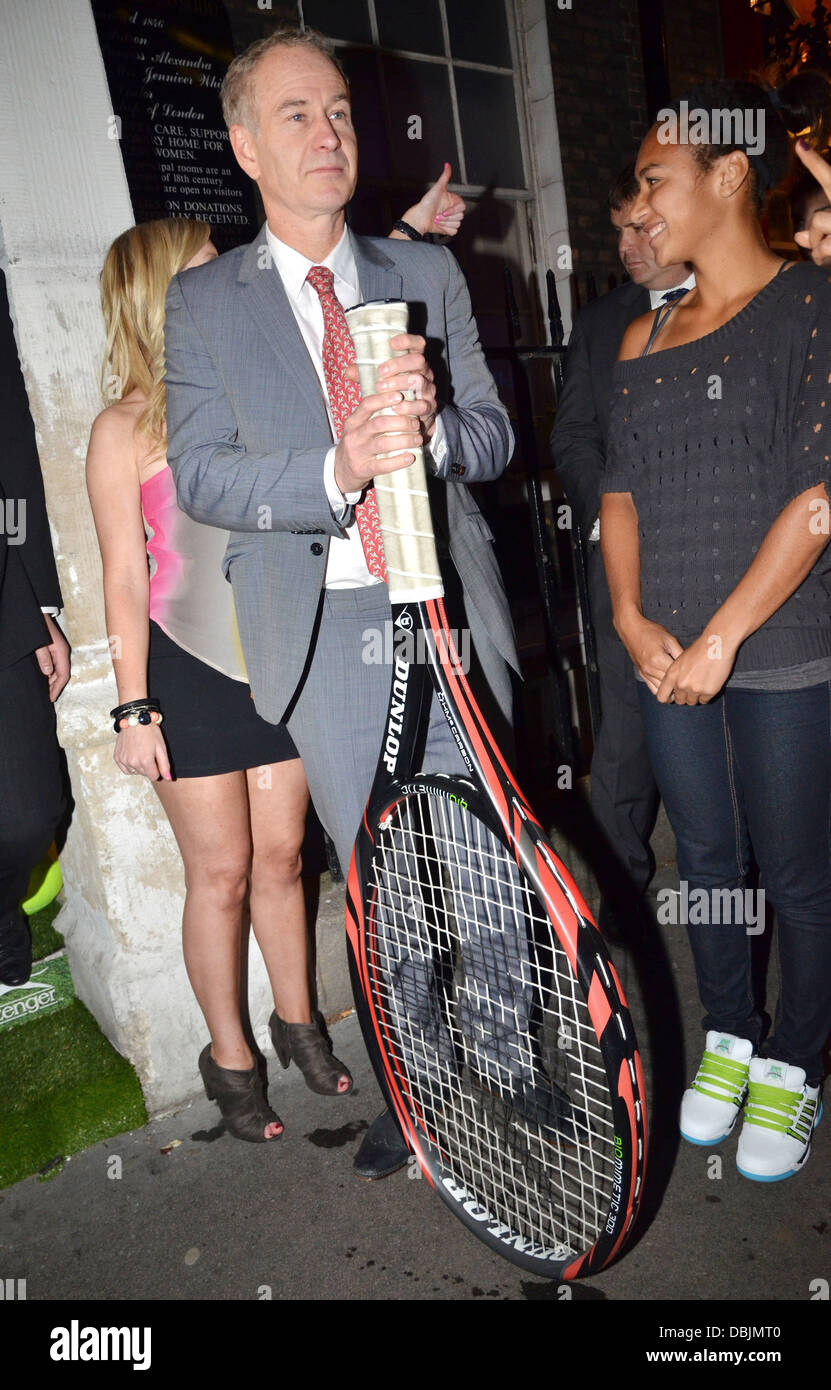 John McEnroe e Heather Watson la Slazenger Party tenuto presso la casa di San Barnaba - Partenze di Londra - Inghilterra - 23.06.11 Foto Stock