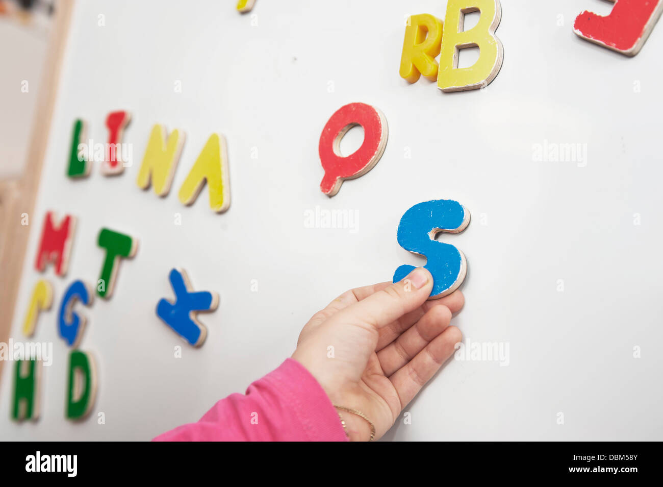 Lettere maiuscole sulla lavagna, Close-up, Kottgeisering, Baviera, Germania, Europa Foto Stock