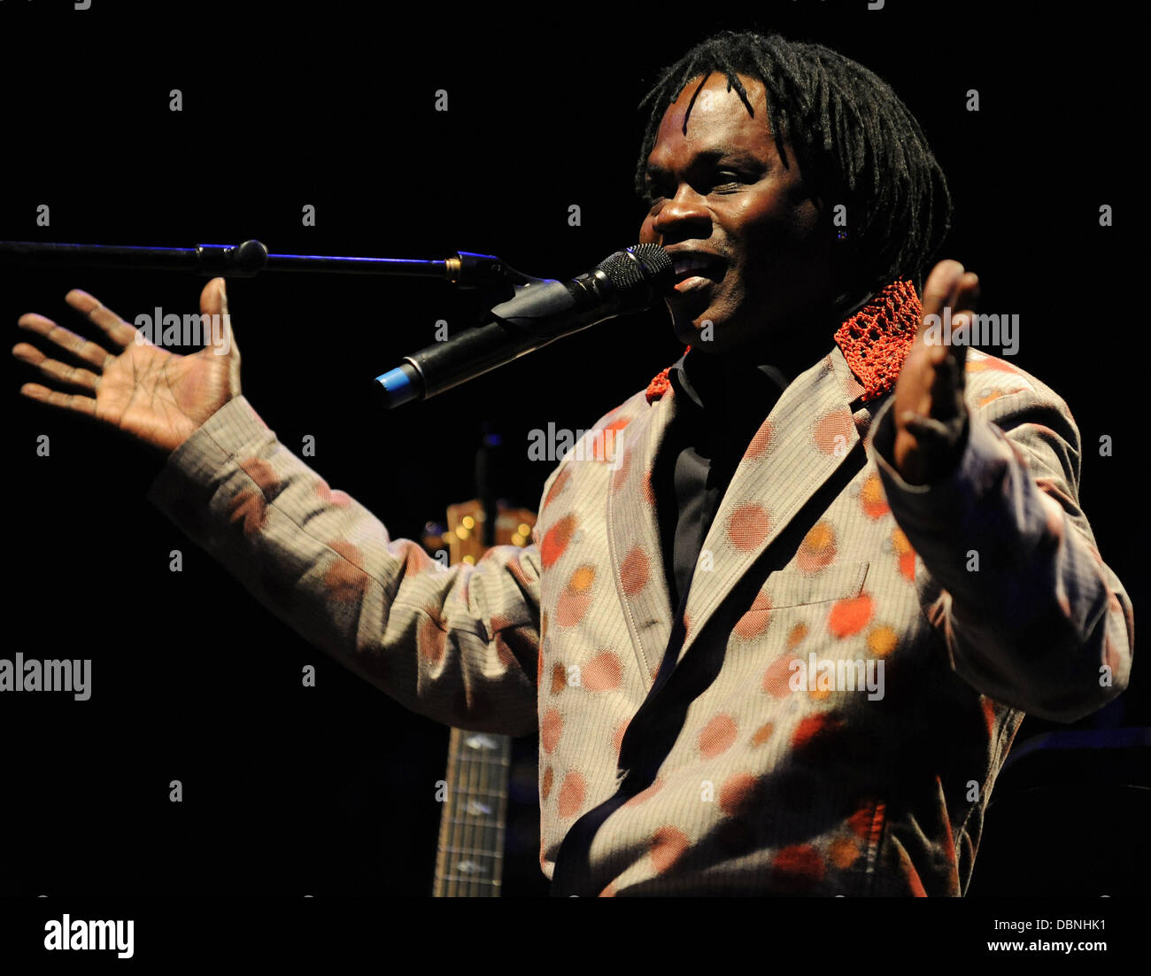 Baaba Maal Il Womad Festival tenutosi a Charlton Park Wiltshire, Inghilterra - 30.07.11 Foto Stock