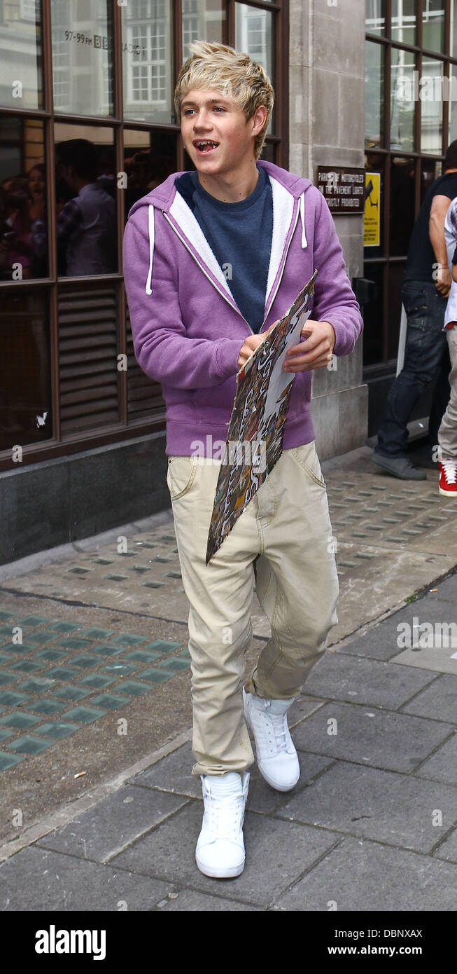 niall horan pantaloni viola