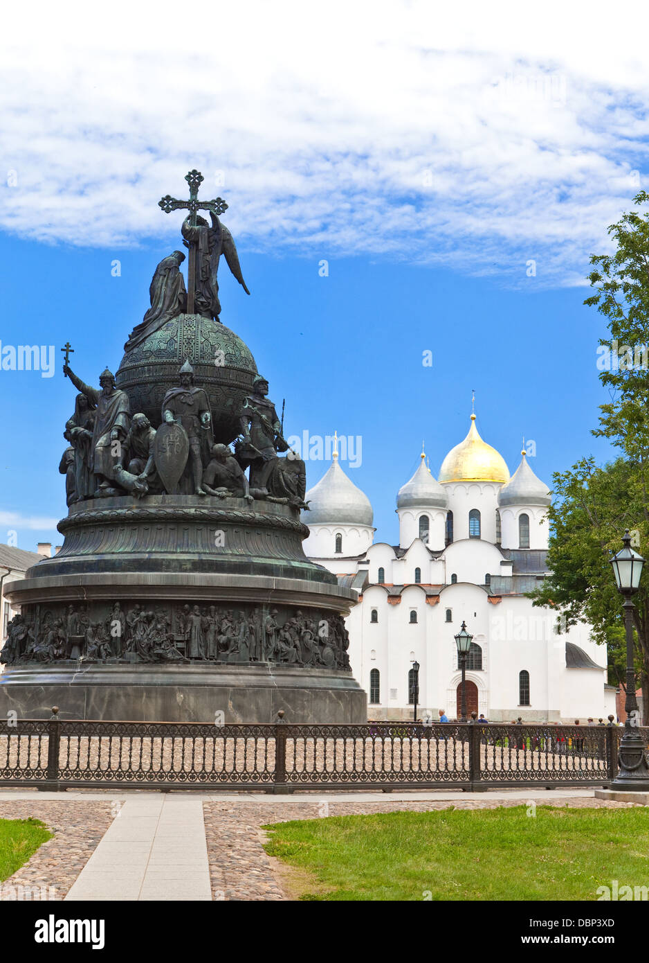 Russia, grande Novgorod. Un Monumento Millenario della Russia e la cattedrale di Sofia Foto Stock