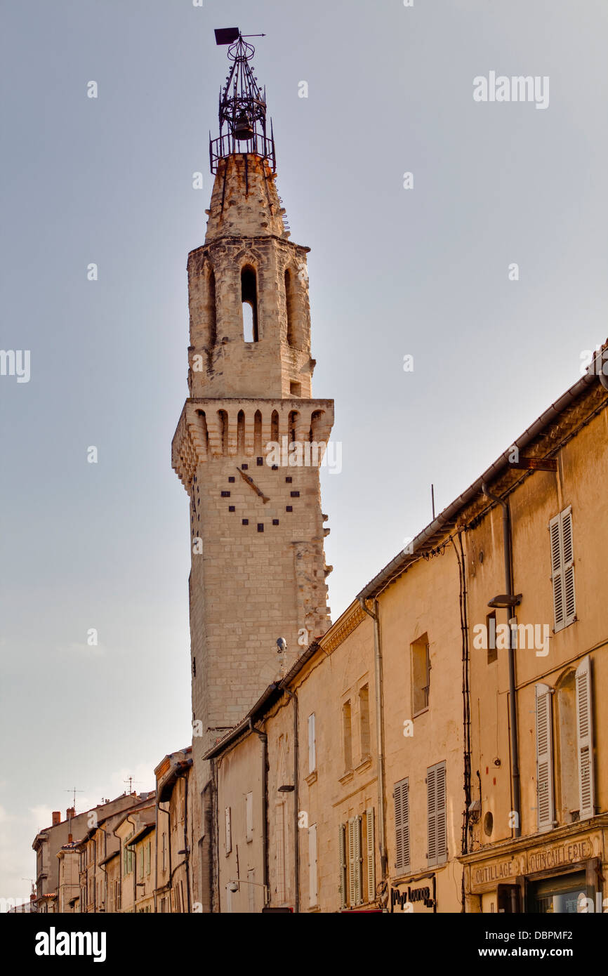 La torre dell'orologio del Couvent des Augustins chiesa, rue du Portail Matheron, Avignon Vaucluse Francia Foto Stock