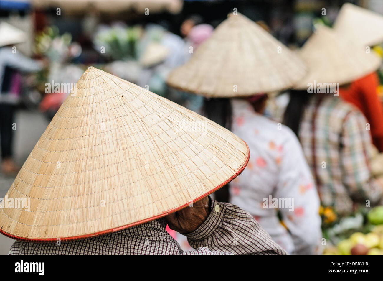 Cappello conico vietnamita immagini e fotografie stock ad alta risoluzione  - Alamy