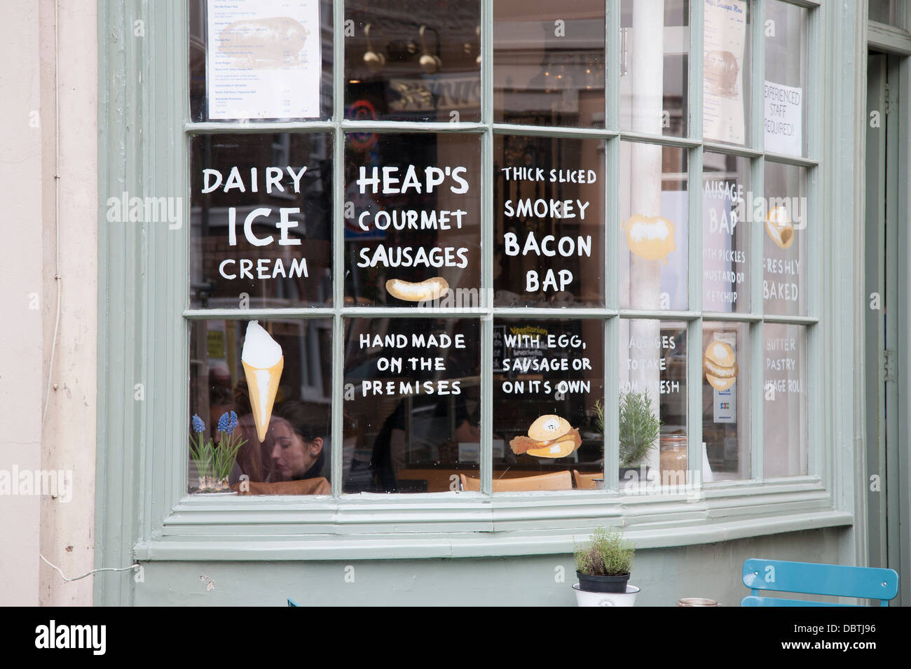 I mucchi di salsicce e Cafe, Greenwich, Londra, Inghilterra; UK; Foto Stock