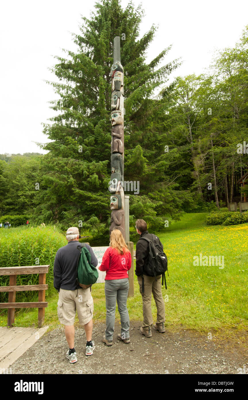 Totem, Totem ansa del parco statale, Ketchikan,Alaska. Foto Stock