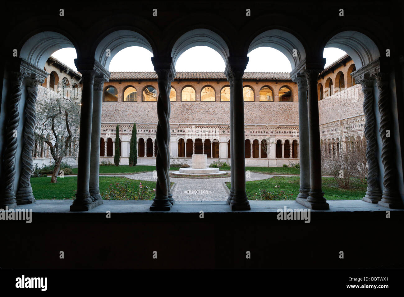 I chiostri Vassaletto nell'arco papale Basilica di San Giovanni in Laterano, Roma, Lazio, l'Italia, Europa Foto Stock