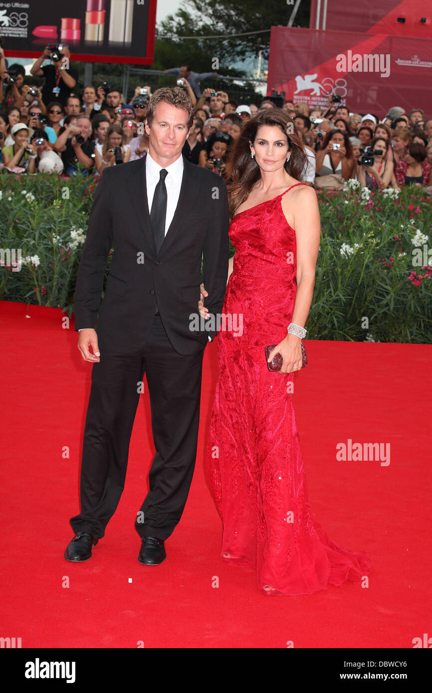 Cindy Crawford e il marito Rande Gerber 68esimo Festival del Cinema di Venezia - Giorno 1 - "l'idi di marzo" - Red Carpet Venezia Italia - 31.08.11 Foto Stock