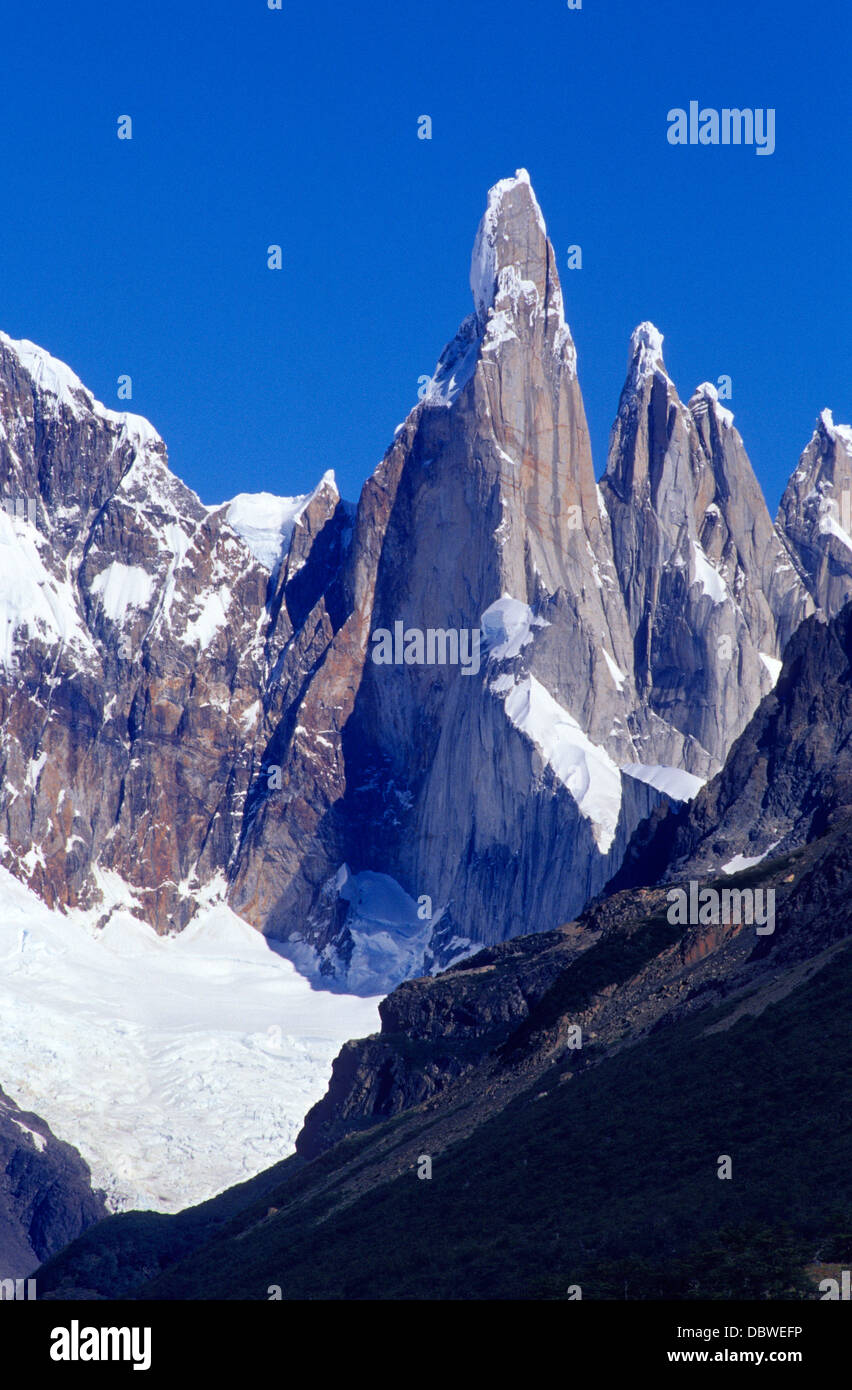 Cerro Torre . El Chalten. Los Andes mountain range. Parco nazionale Los Glaciares. Santa Cruz provincia. La Patagonia. Argentina. Foto Stock