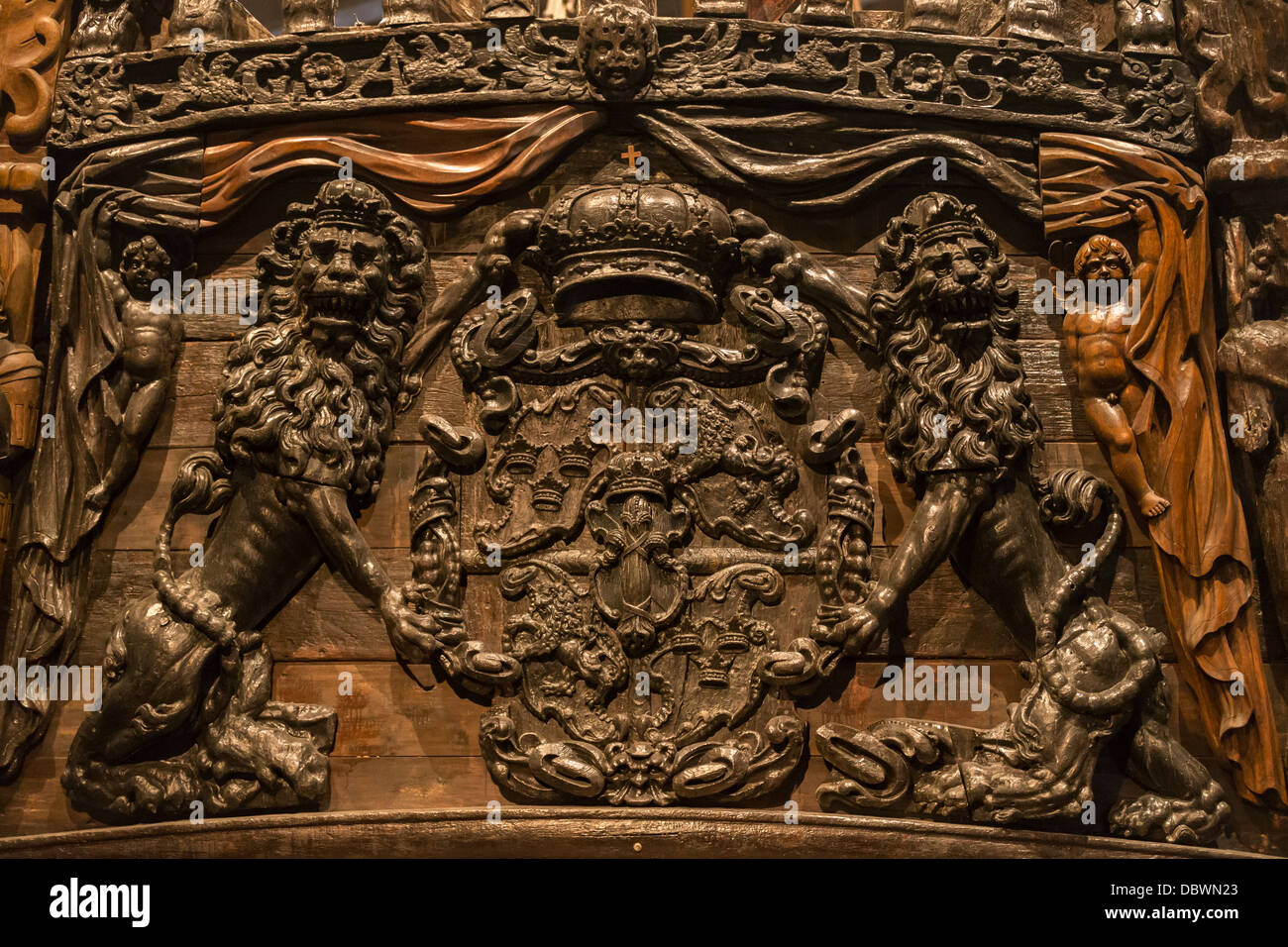 La poppa della nave da guerra Vasa ripristinato al suo stato originale a Stoccolma Svezia Foto Stock