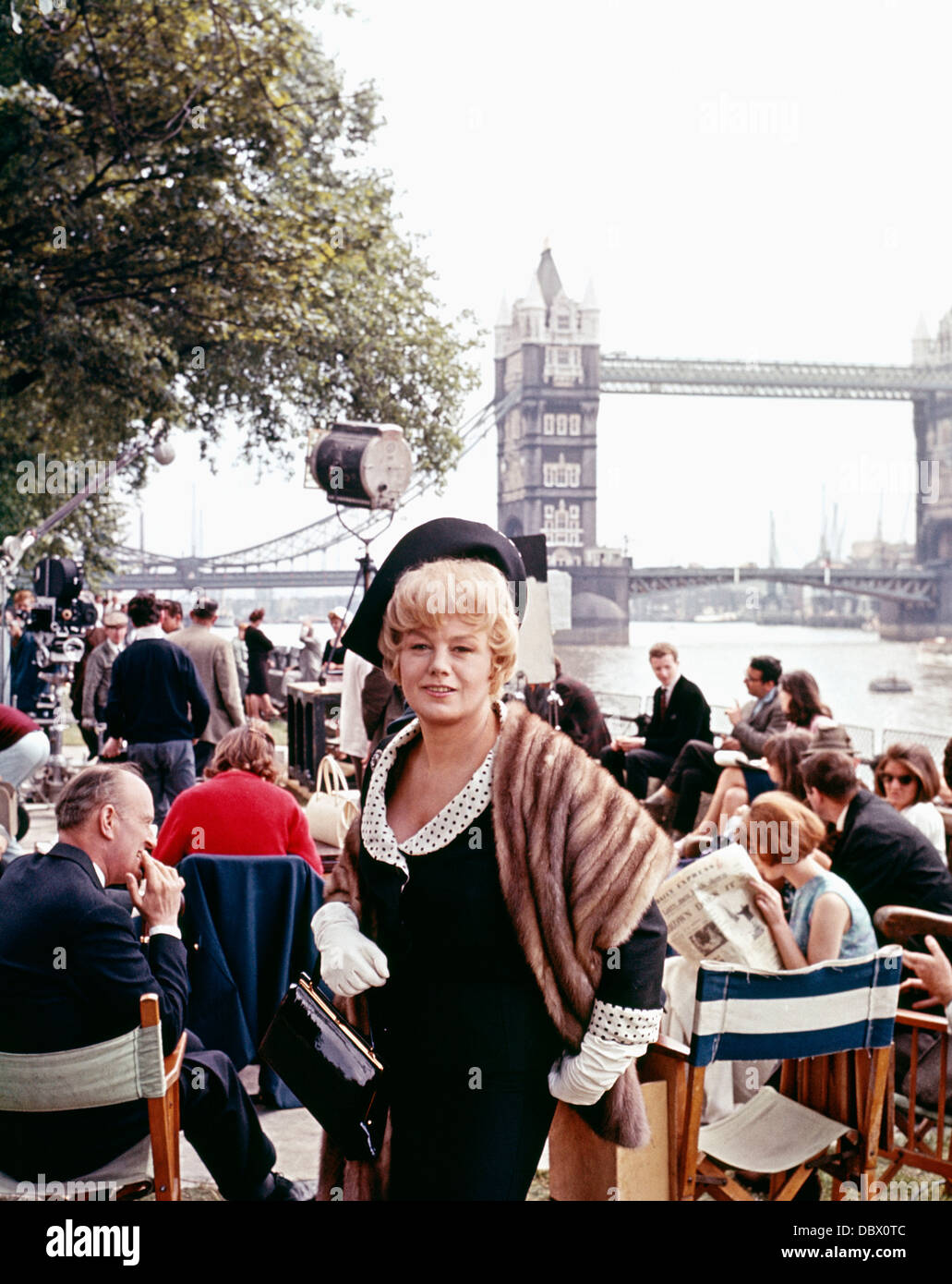 1960s 1966 LONDRA SUL SET DI ALFIE SHELLY WINTERS Foto Stock