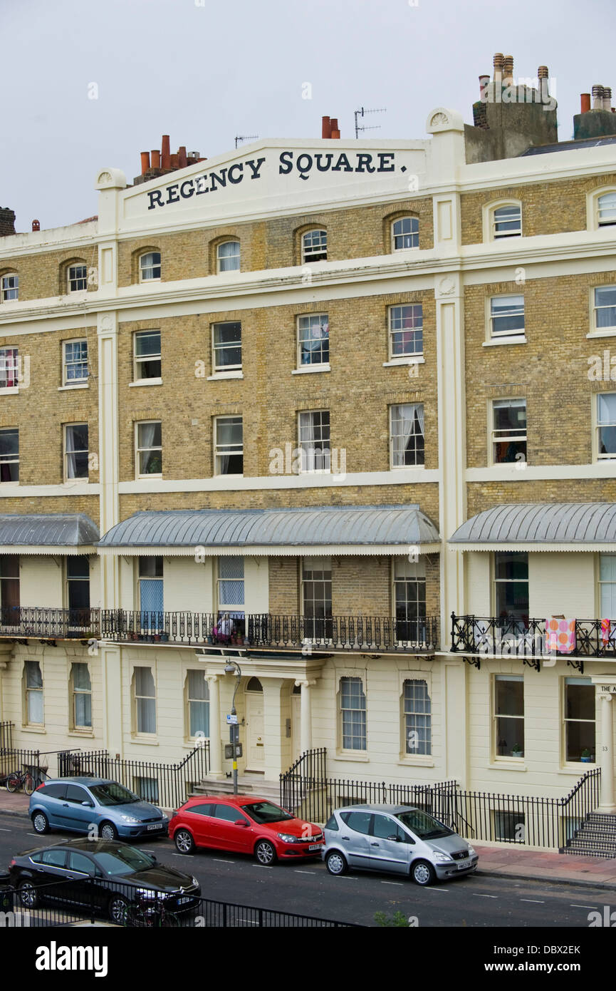 Case a schiera a Regency Square sul lungomare di Brighton East Sussex England Regno Unito Foto Stock