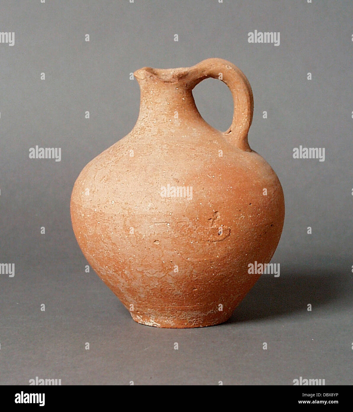 Sherds M.80.224.1-121 (2 di 16) Foto Stock