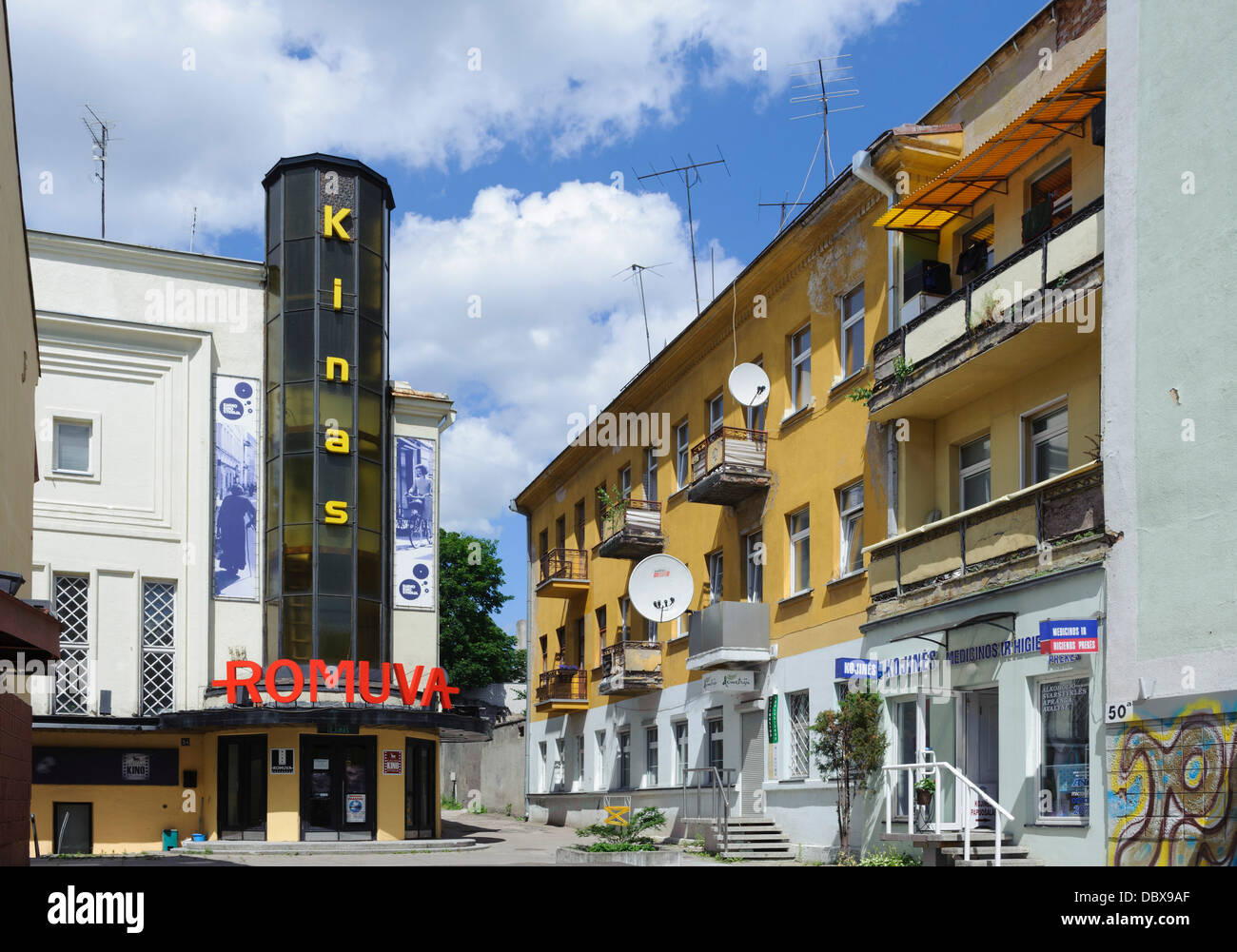 Il Cinema su Laisves Aleja a Kaunas, Lituania, Europa Foto Stock