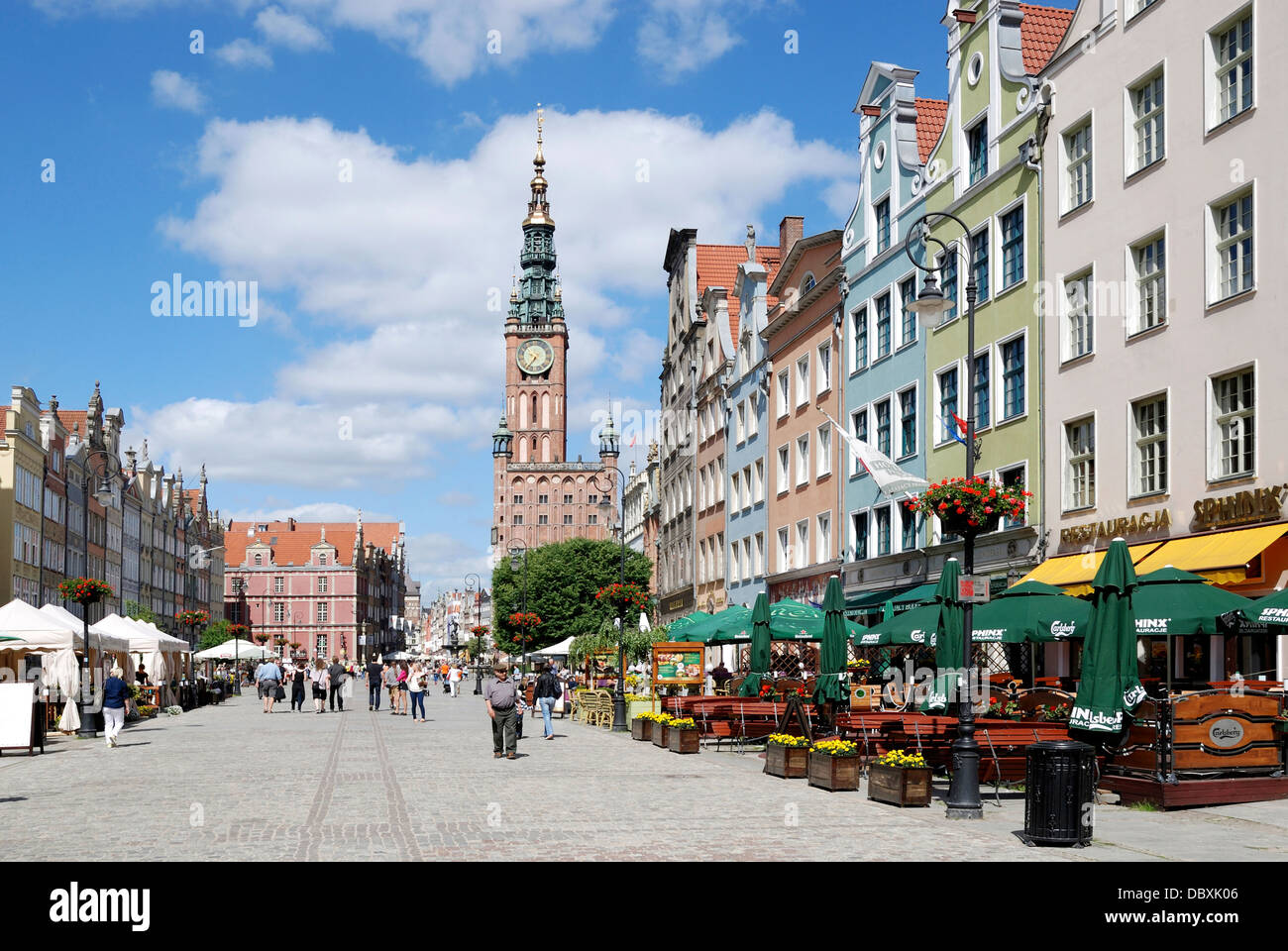 Il centro storico di Danzica con il Municipio sul mercato lungo. Foto Stock