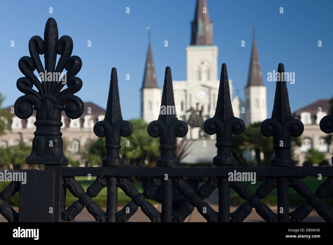 Ringhiere IN GHISA Jackson Square nel quartiere francese e il centro cittadino di New Orleans in Louisiana USA Foto Stock