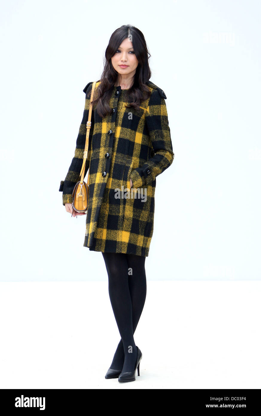 Gemma Chan London Fashion Week Primavera/Estate 2012 - Burberry Prorsum arrivi - Londra, Inghilterra - 19.09.11 Foto Stock