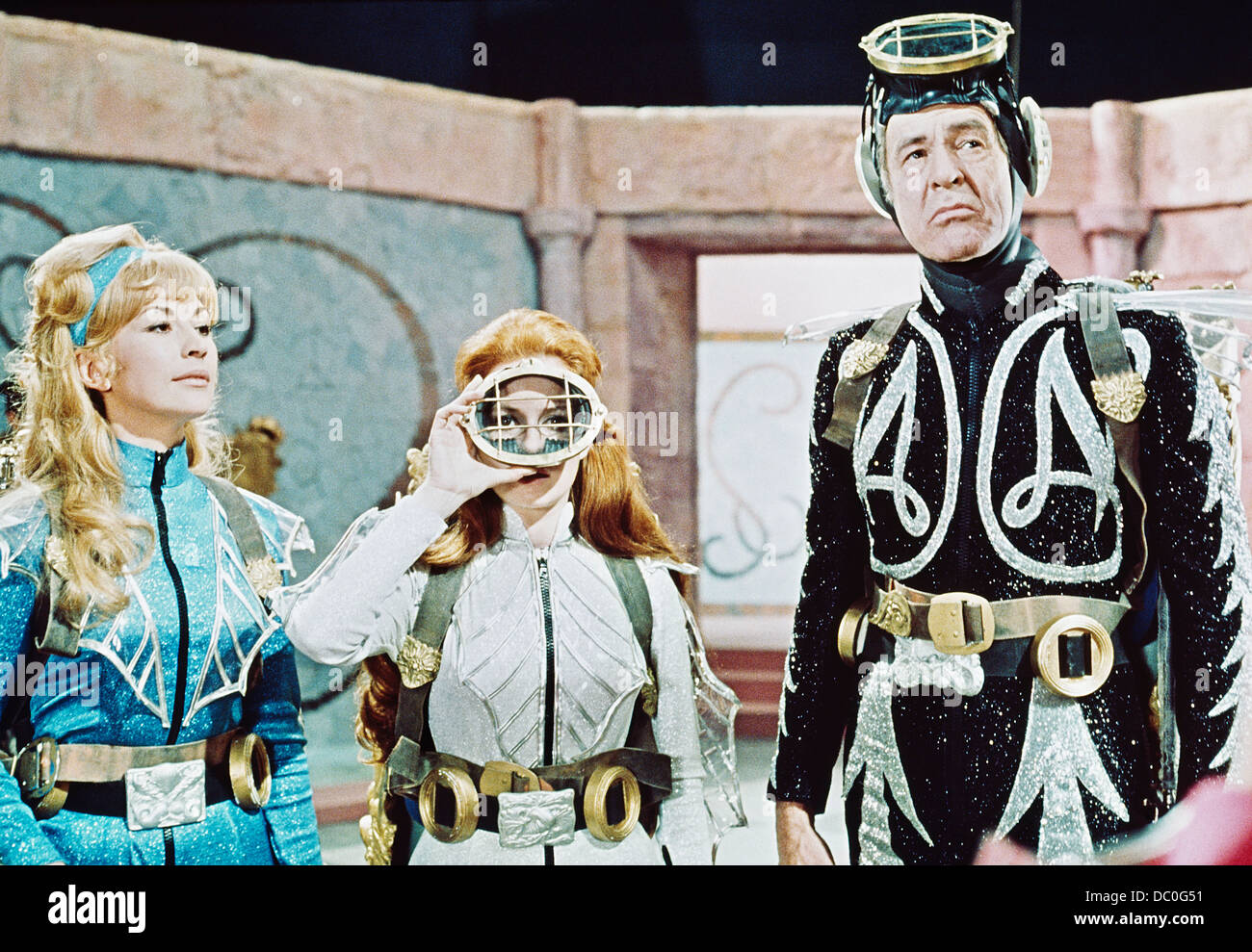 1960s 1969 SCI-FI FANTASY capitano Nemo e la città sottomarina ROBERT RYAN Foto Stock