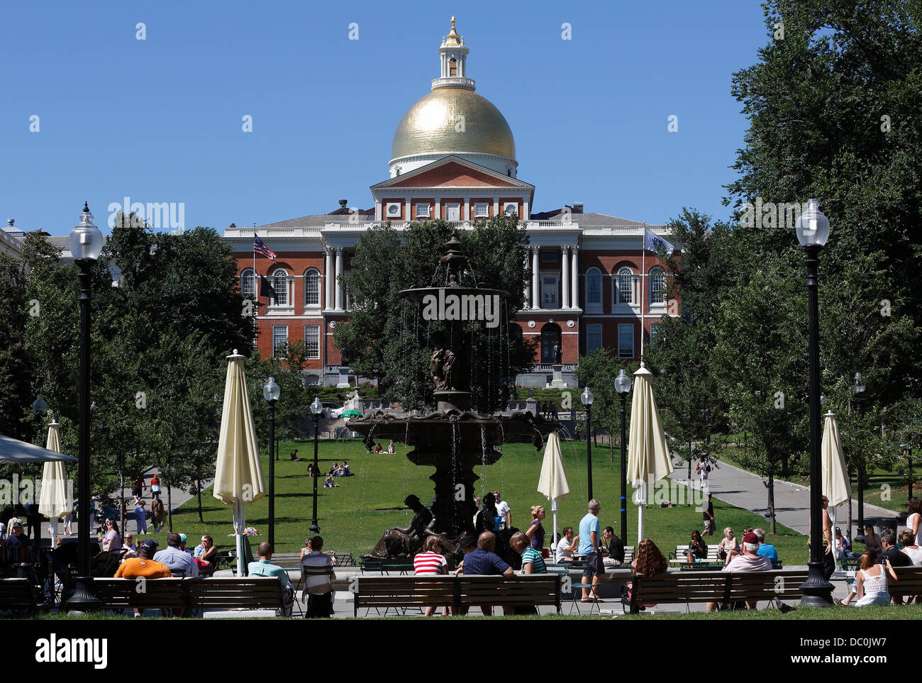 Il birraio Fontana e la casa di stato sul Freedom Trail, Boston, Massachusetts Foto Stock