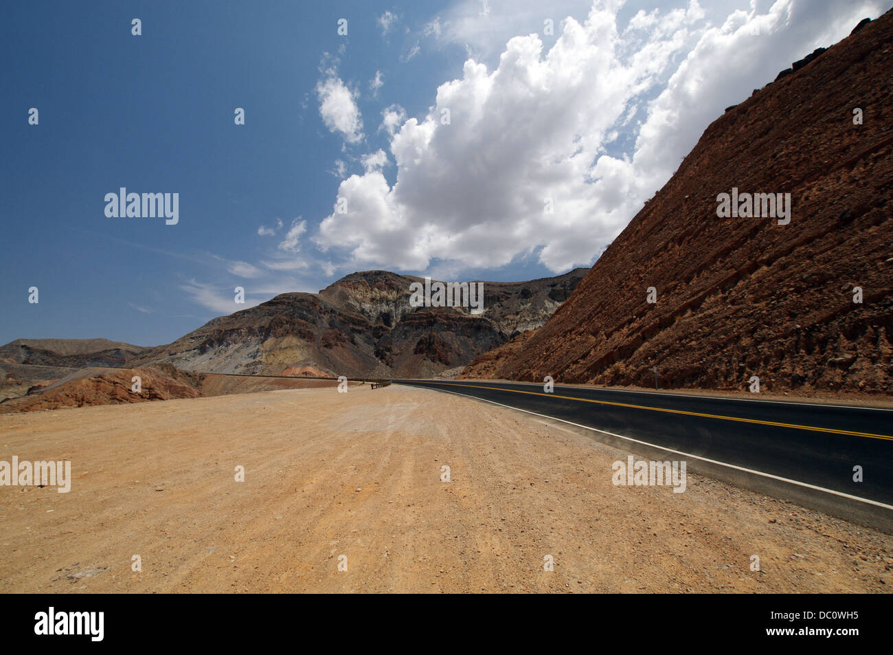 La guida attraverso la Valle della Morte - California, Stati Uniti d'America Foto Stock