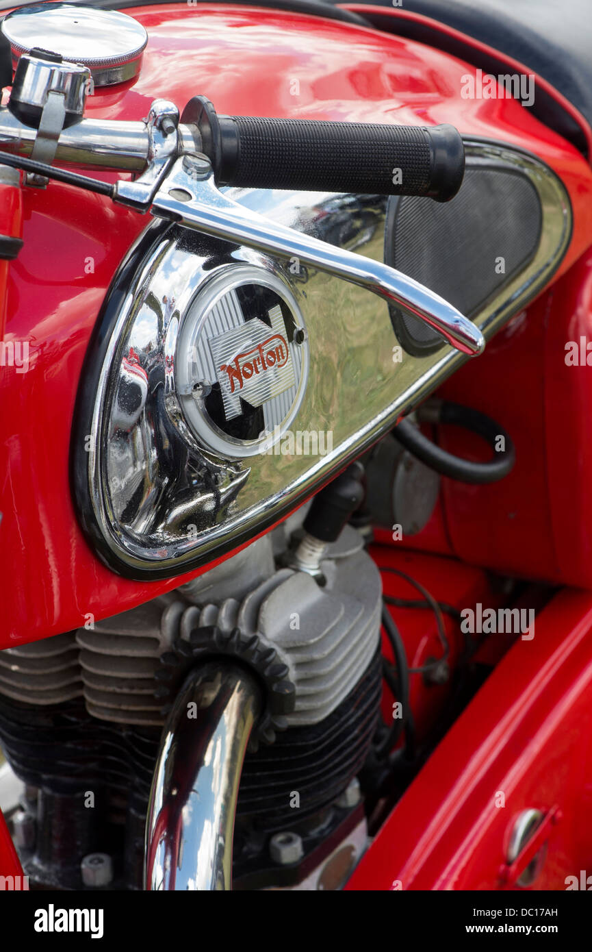 1958 Norton 99 Dominator. Classic british motociclo Foto Stock